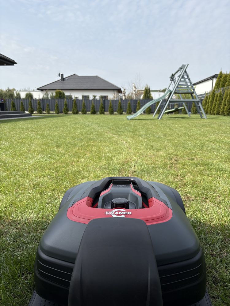 Sprzedaż i montaż robotów koszących STIHL/STIGA/CRAMER