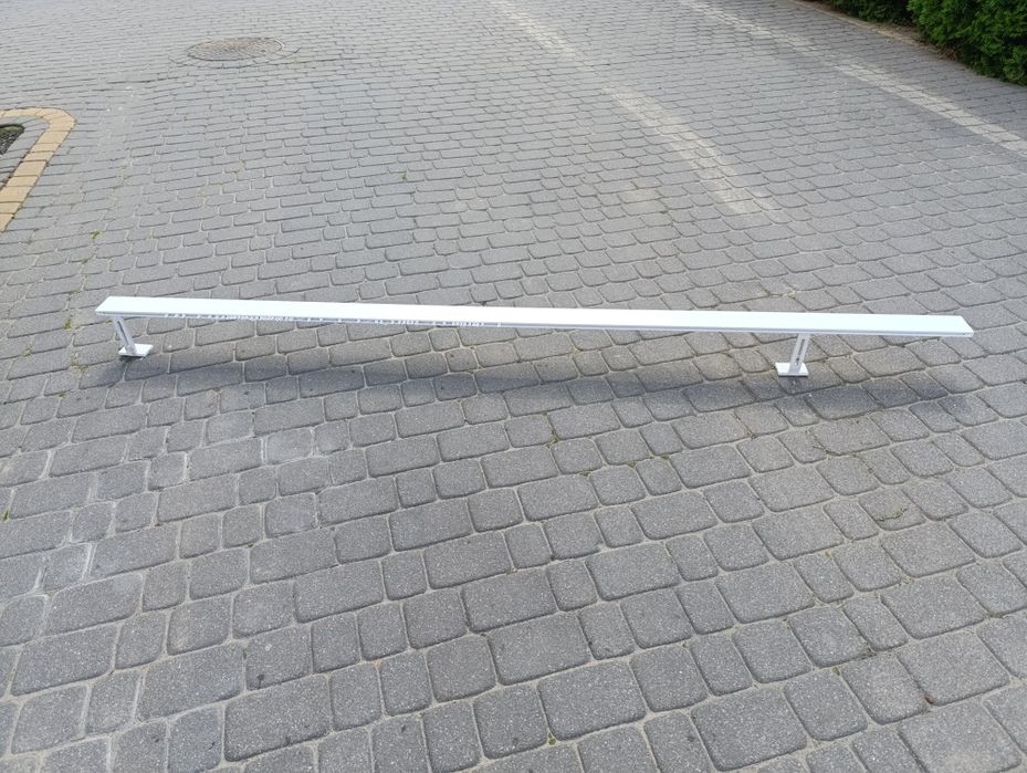 Karnisze maskownica 2,47 dł