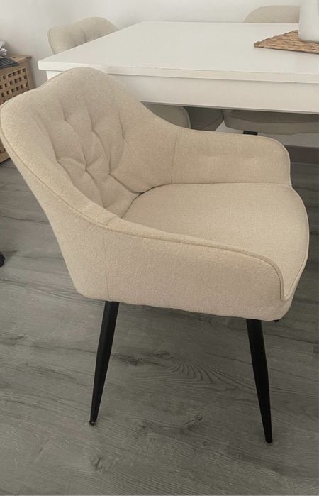Cadeiras (4x) bege Sklum + Mesa Laneberg Ikea branca extensivél
