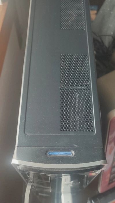 Torre de computador desktop