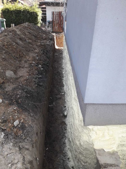 koparka przyłącza wodne przewierty przebicia przeciski kretem