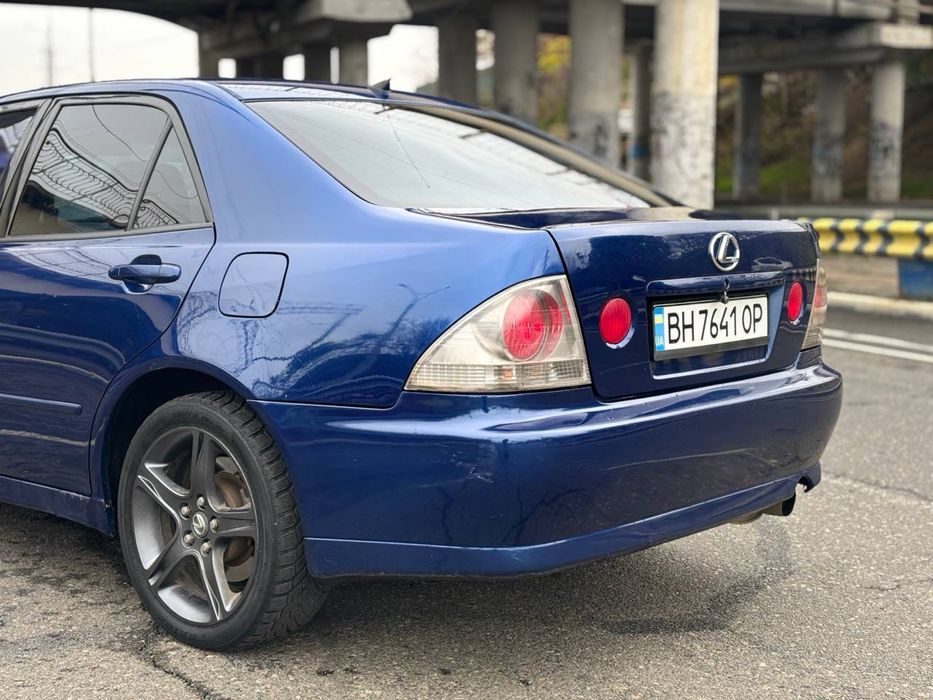 Lexus IS 200 Automatic