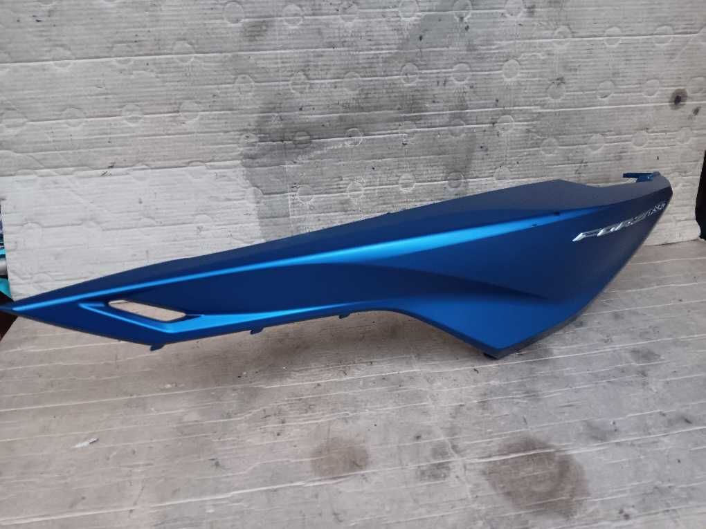 Carenagem traseira esquerda Honda NSS125 /300 Forza versão 2021 a 2025