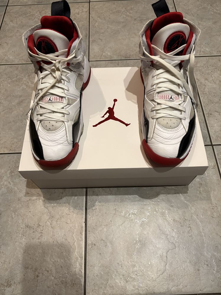 Nike air jumpman two trey 43