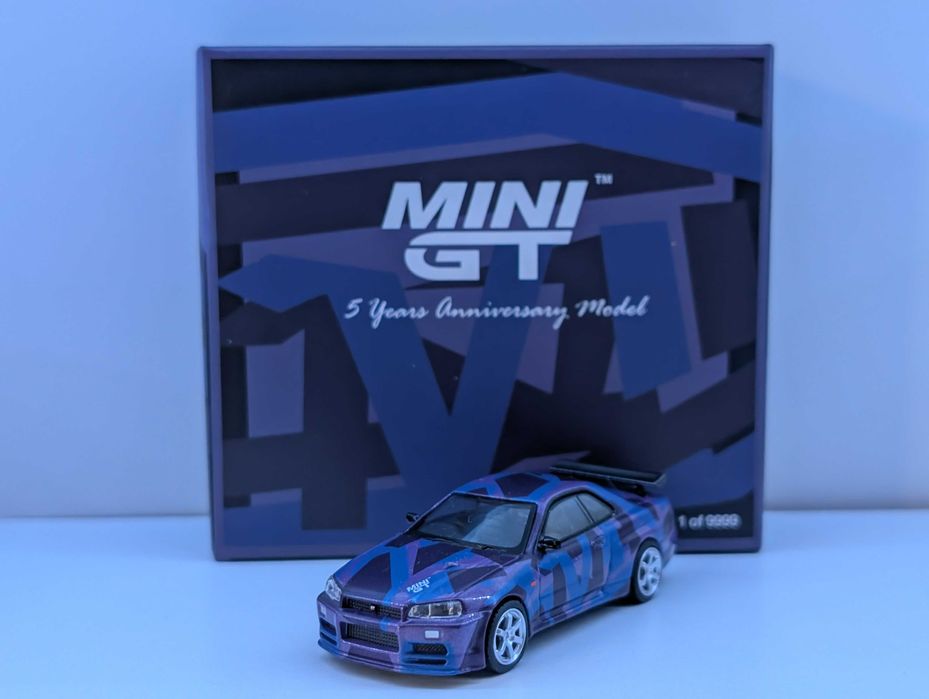 Mini gt Nissan Skyline R34 446