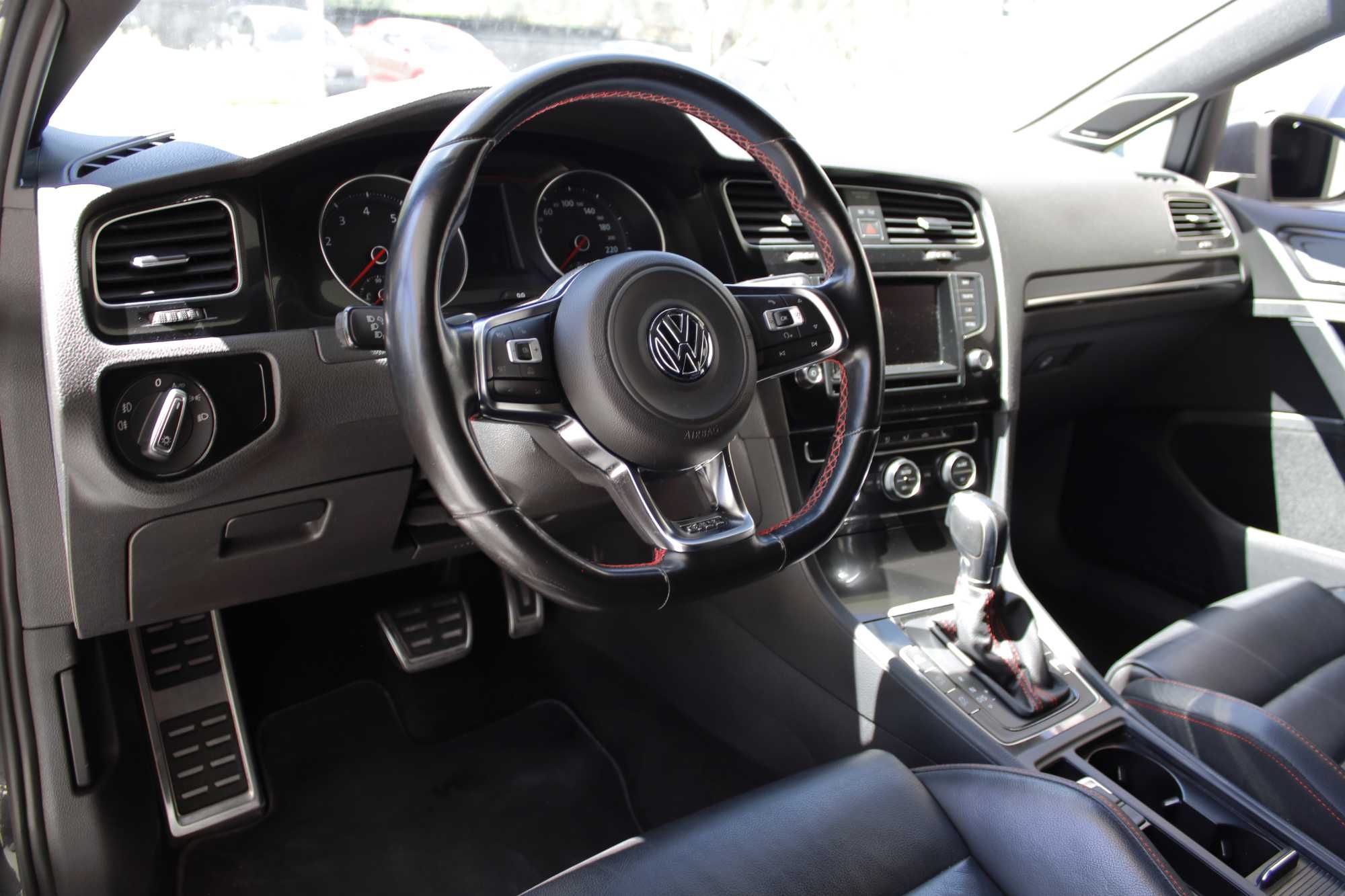 VW Golf 7 VII GTi DSG Performance DYNAUDIO (335€/Mês) - 120 Meses