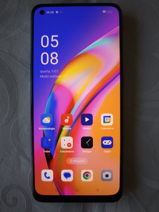 Oppo A94 5G em bom estado