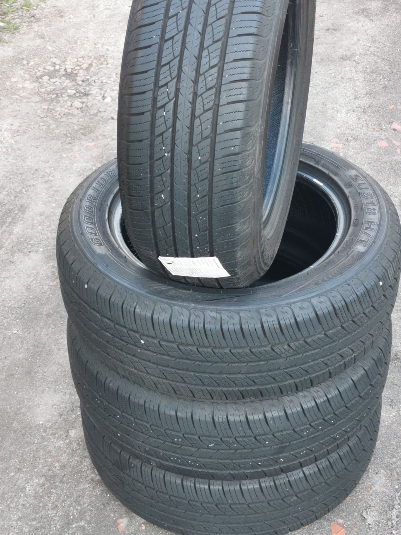 4sztuki opony 225/60 17 Goodride SU318 H/T lato R17 -