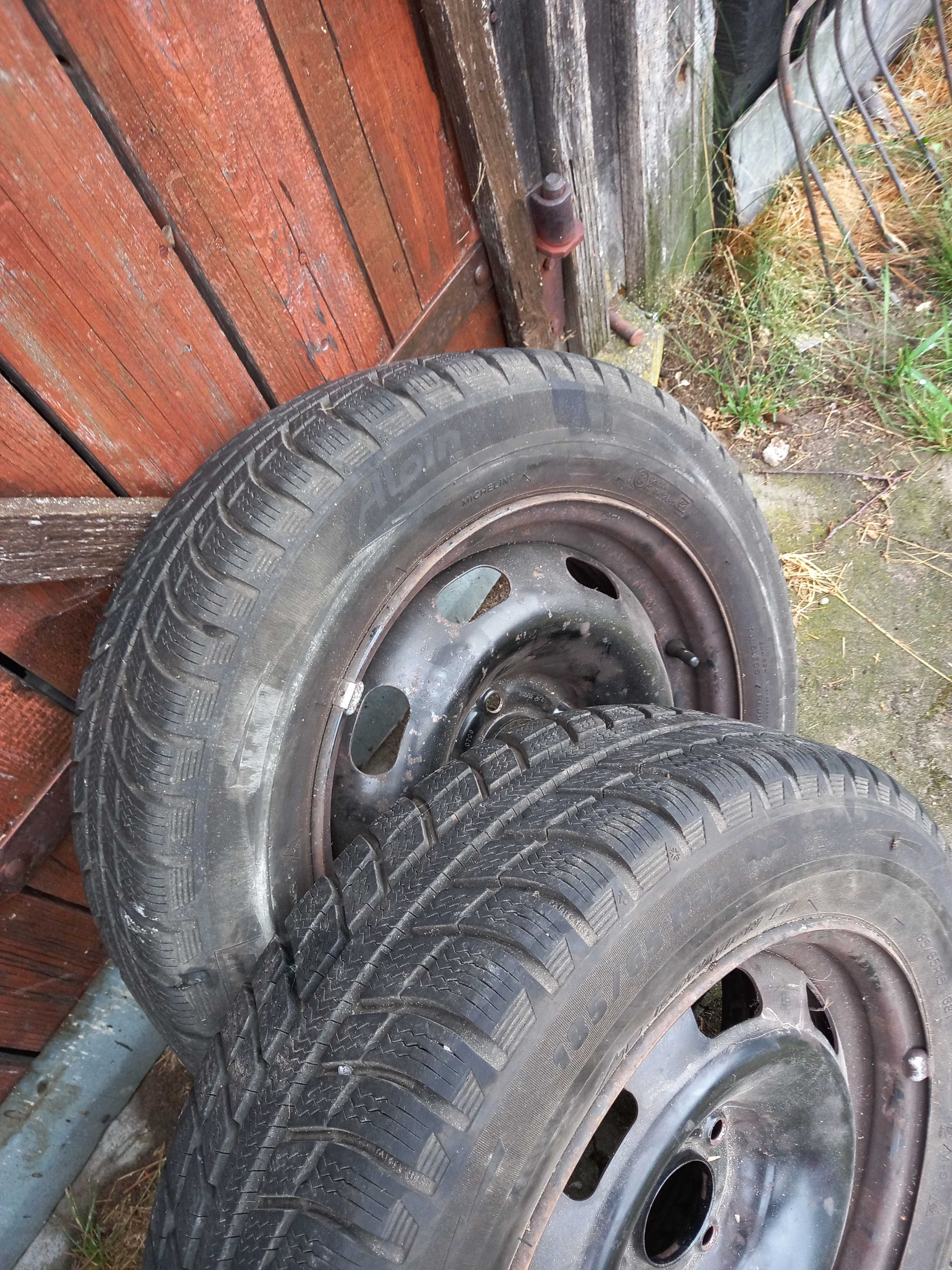 sprzedam kola do Volkswagena i kola do opla oraz kola michelin ZIMOWE