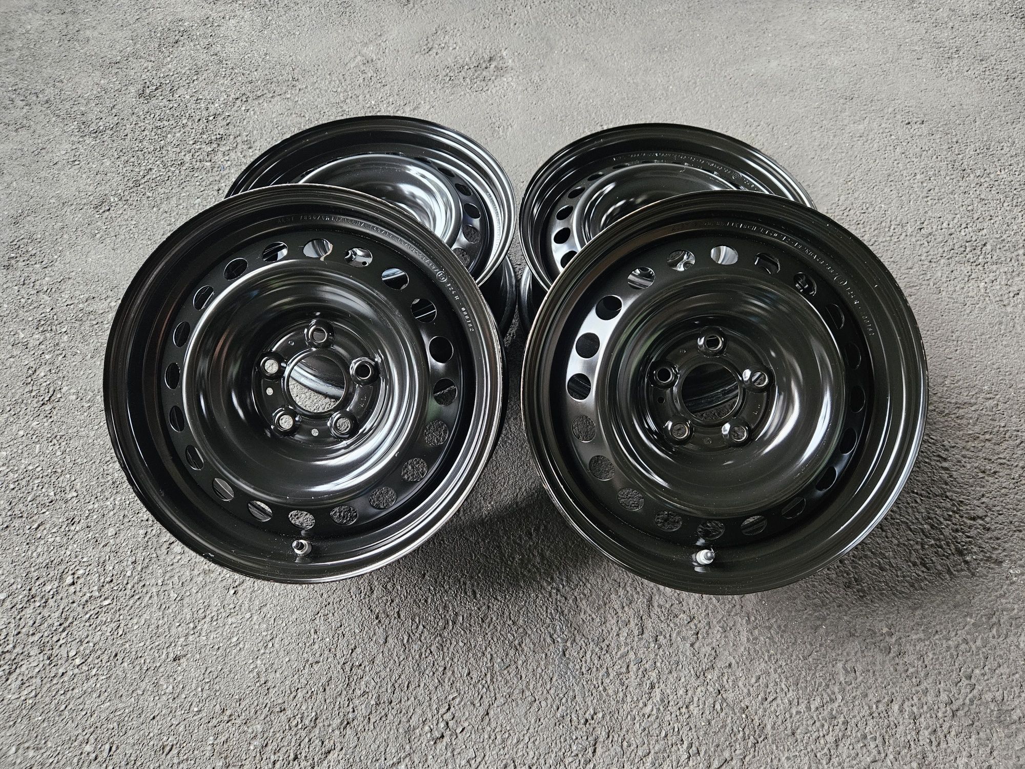 Felgi Stalowe Nissan Qashqai z Czujnikami 16 Cali 5x114.3 6.5J16 ET40