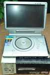 DNS-118T 11,5" Portable PC Display портативный DVD-плеер на з/ч