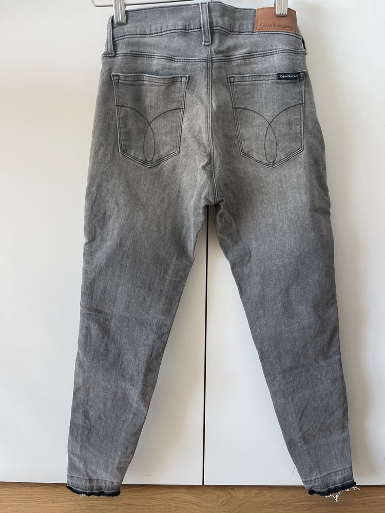 Calça jeans CK skinny ankle