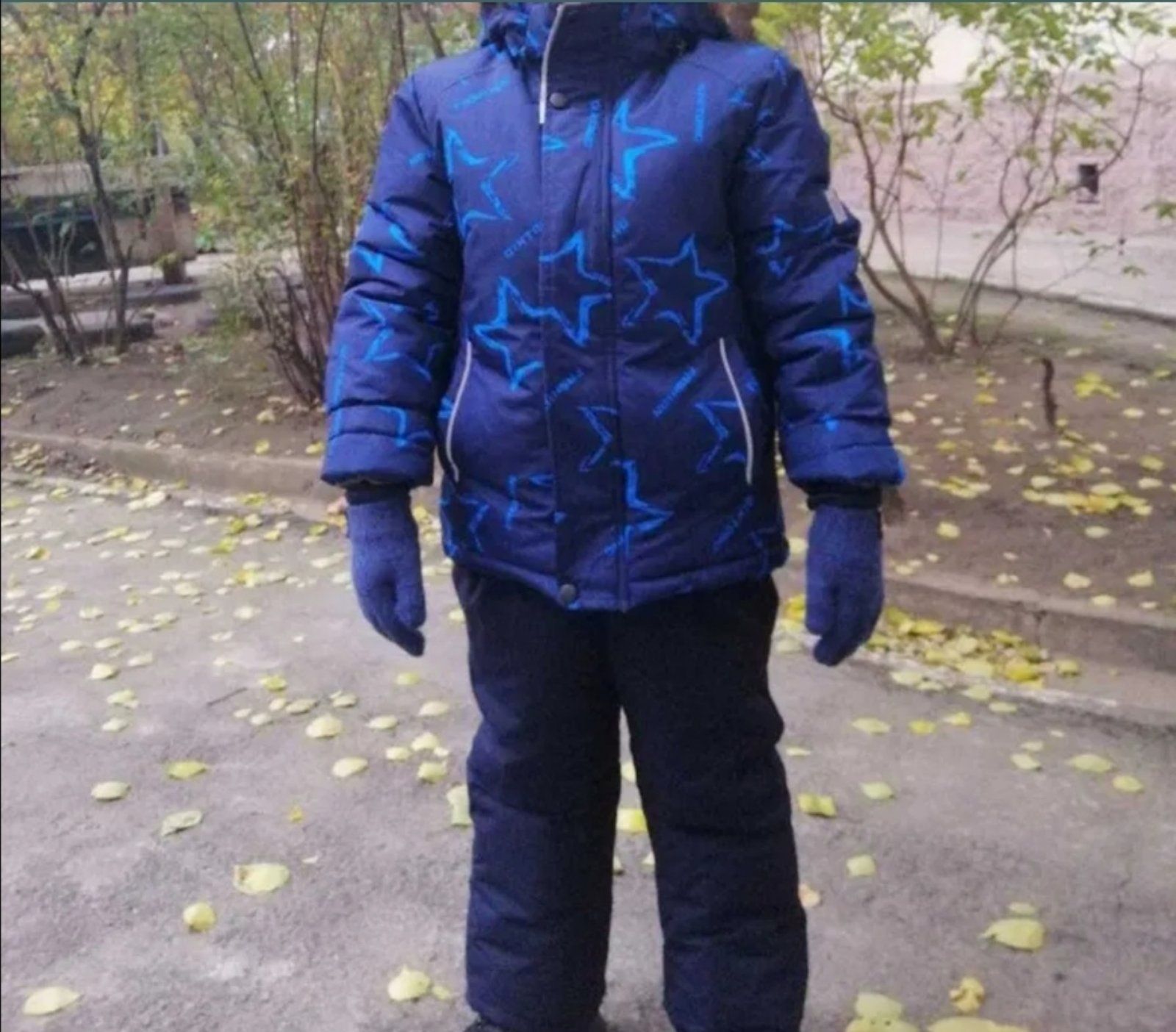Зимний костюм на 6,7 лет