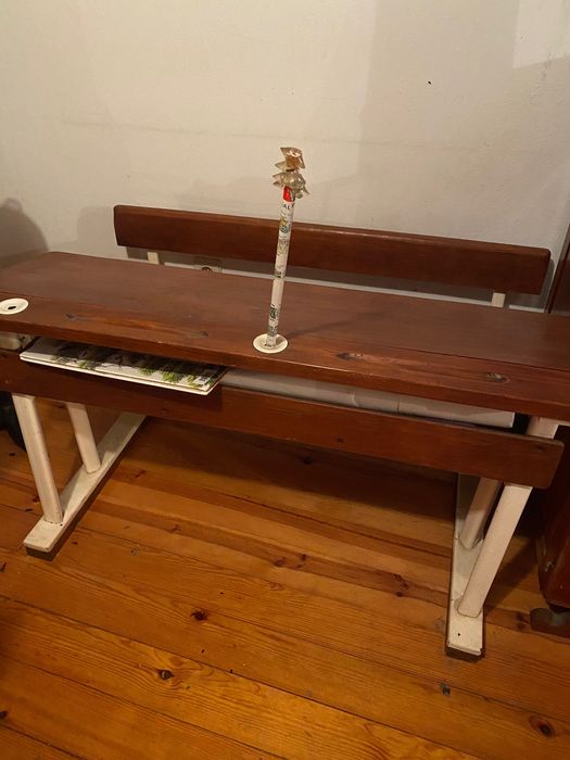 Escrivaninha escola primária