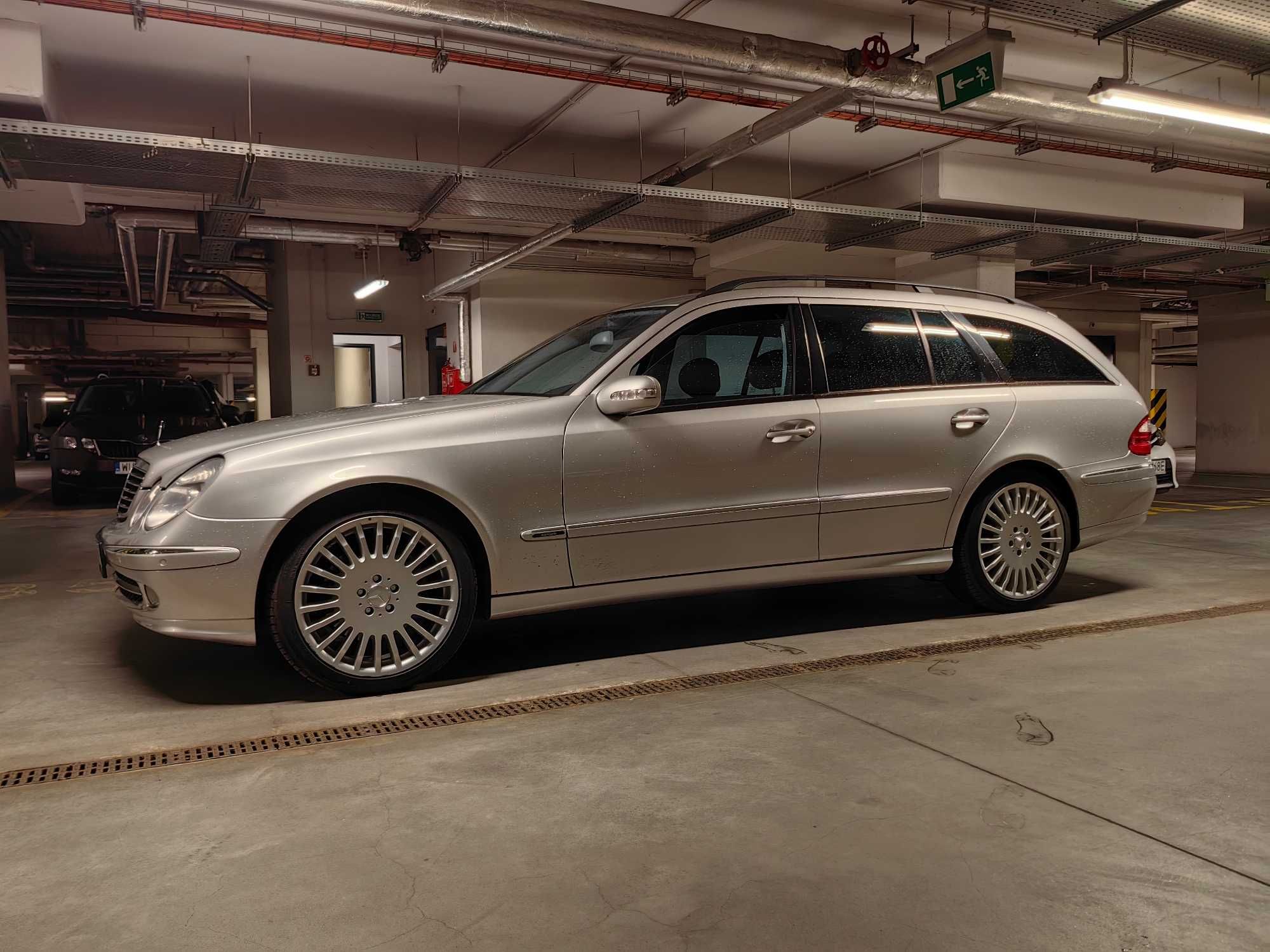 Mercedes E-klasa E500 Avantgarde 4Matic V8 AirMatic