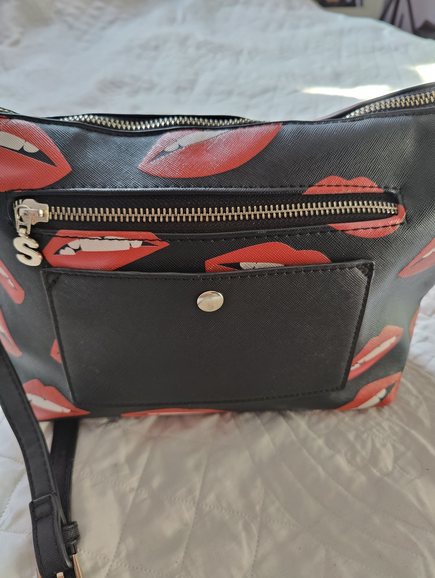 Desigual torebka lips usta. Czarna. Jak nowa.