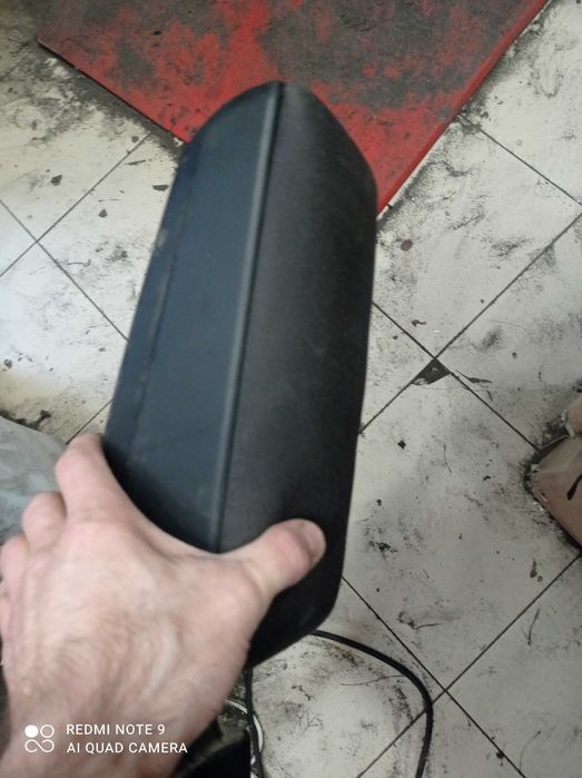 Audi a3 8l0 podłokietnik kompletny