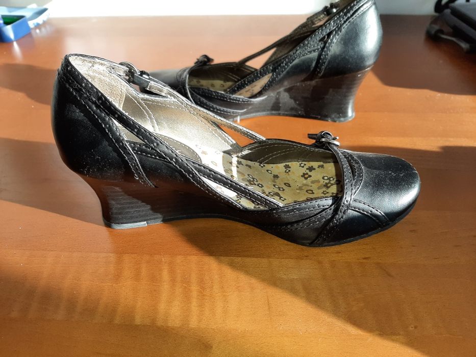 Sapatos senhora Aldo 35 como novos