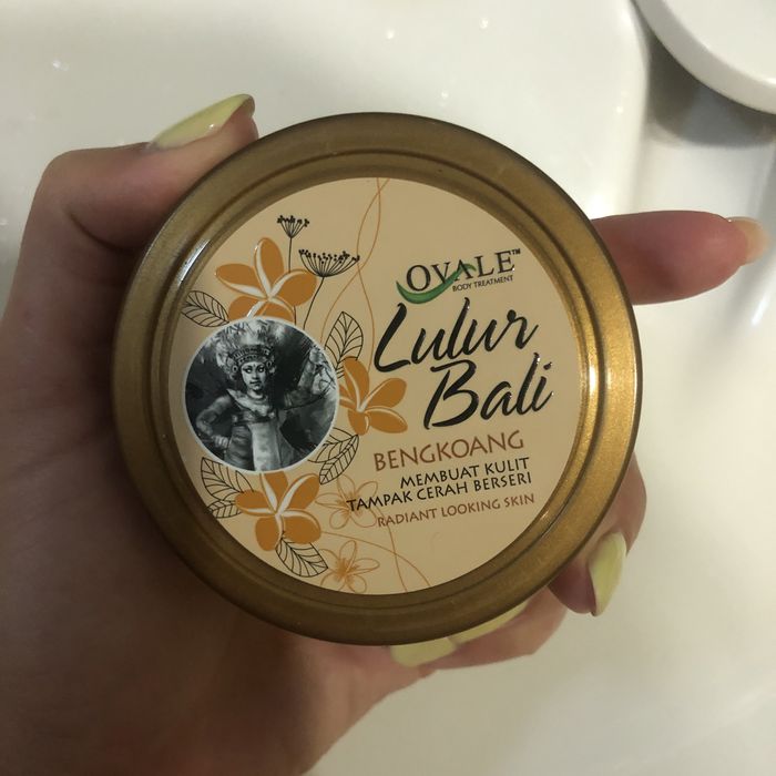Скраб для тіла, рук та ніг OVALE Lulur Bali Bengkoang 100 грам