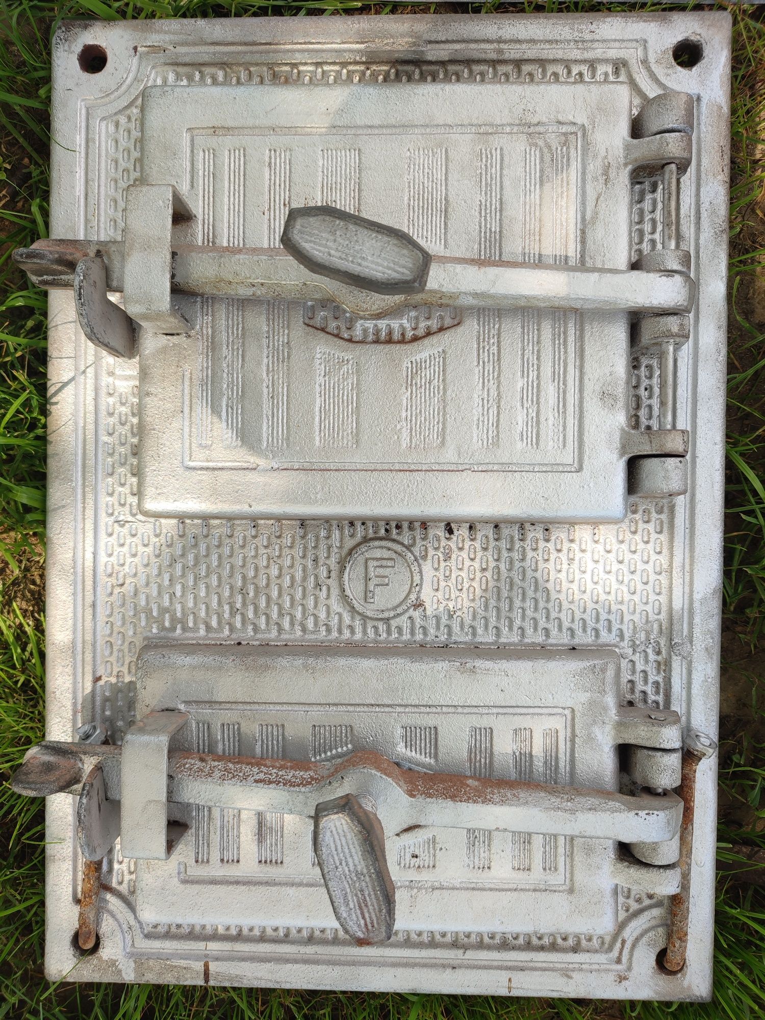 Drzwiczki żeliwne do pieca wędzarnia grilla grill wędzarnia piec