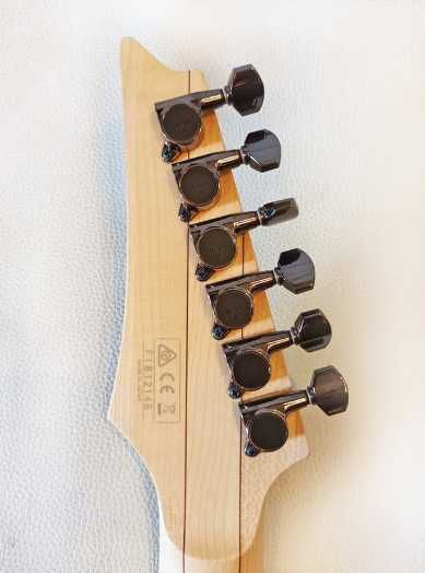 Ibanez RG652AHM Prestige