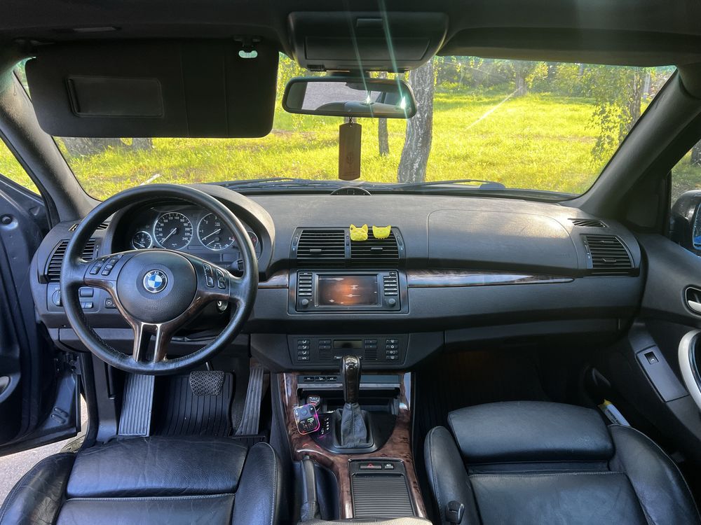 Продам BMW X5 3.0 дизель