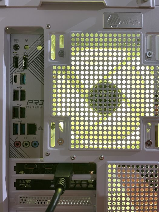 PC Gaming RTX 3080 | Ryzen 5 7500F | 32GB DDR5 | 1TB SSD