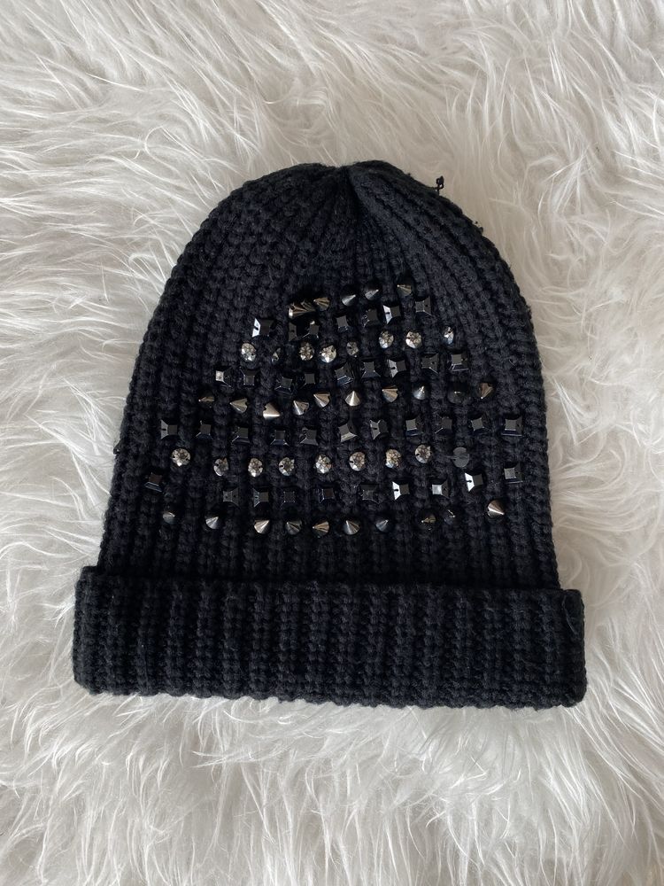 H&M czapka z ćwiekami beanie czarna