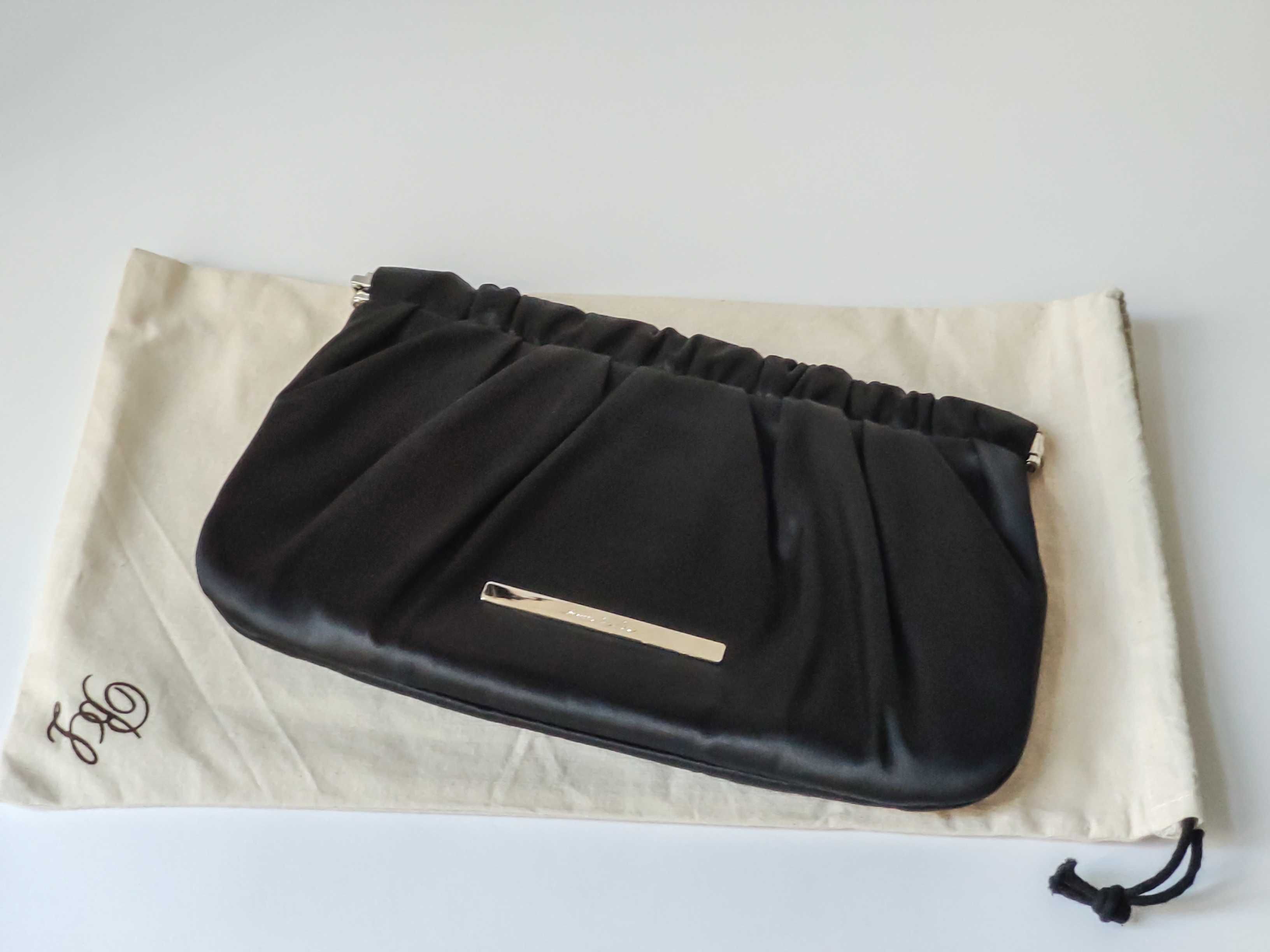 Carteira clutch pochete em cetim preto, fim de ano, Bimba Y Lola 25 cm