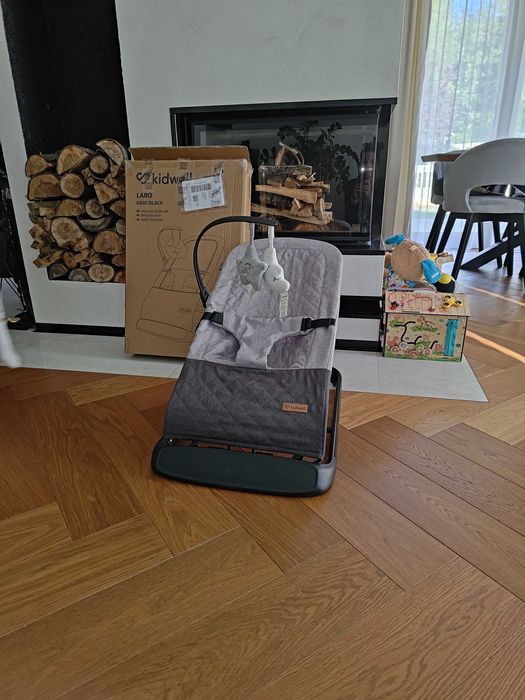 Leżaczek Kidwell Laro Grey/Black