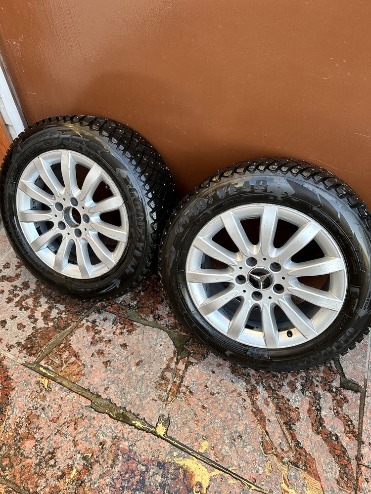 Диски Mercedes з резиною шип 225/55 r16 2шт