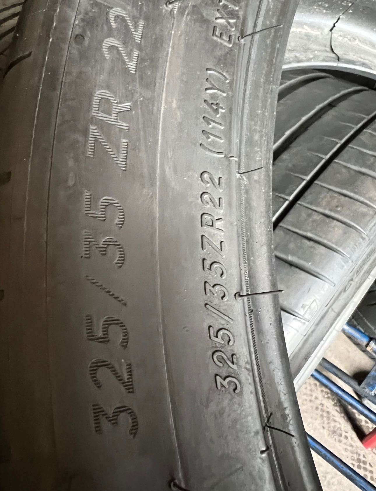 325/35/22+285/40/22 R22 Michelin Pilot Sport
4S 4st.