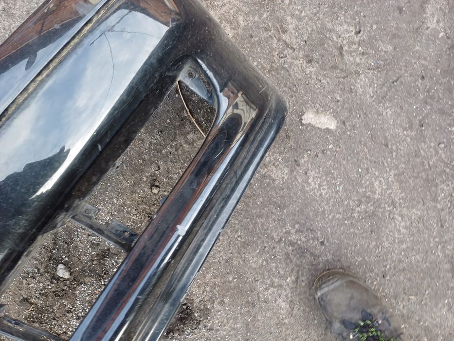 BMW 7 E38 Zderzak przód Przedni