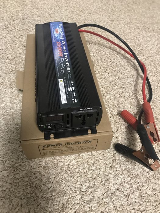 Інвертор 2000Вт 12/220 чистий синус