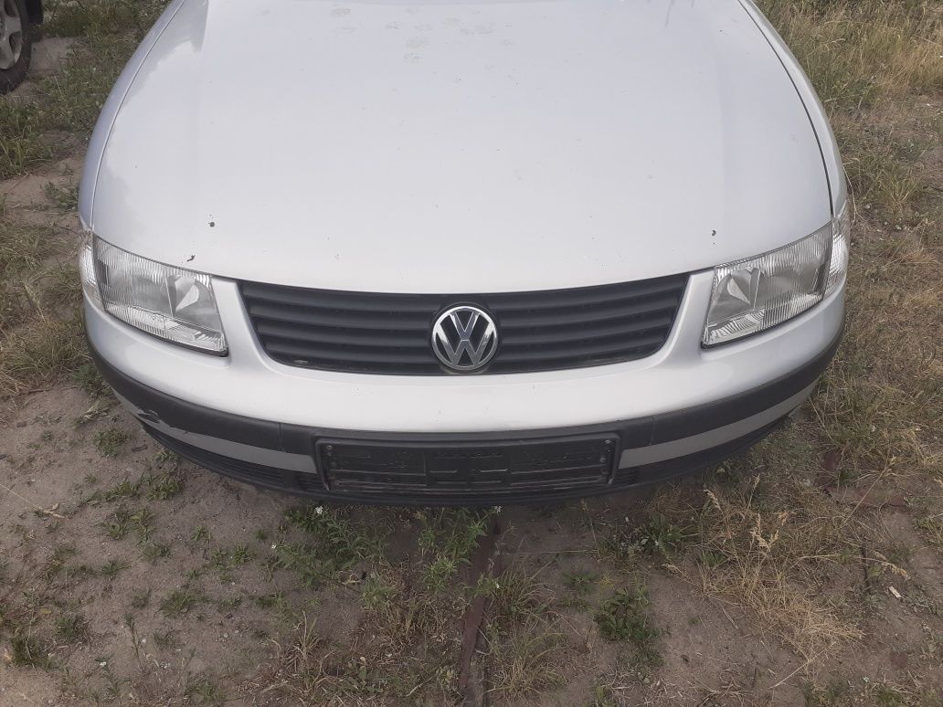 VW Passat b5 zderzak maska lampa blotnik drzwi klapa koła pas LB7Z