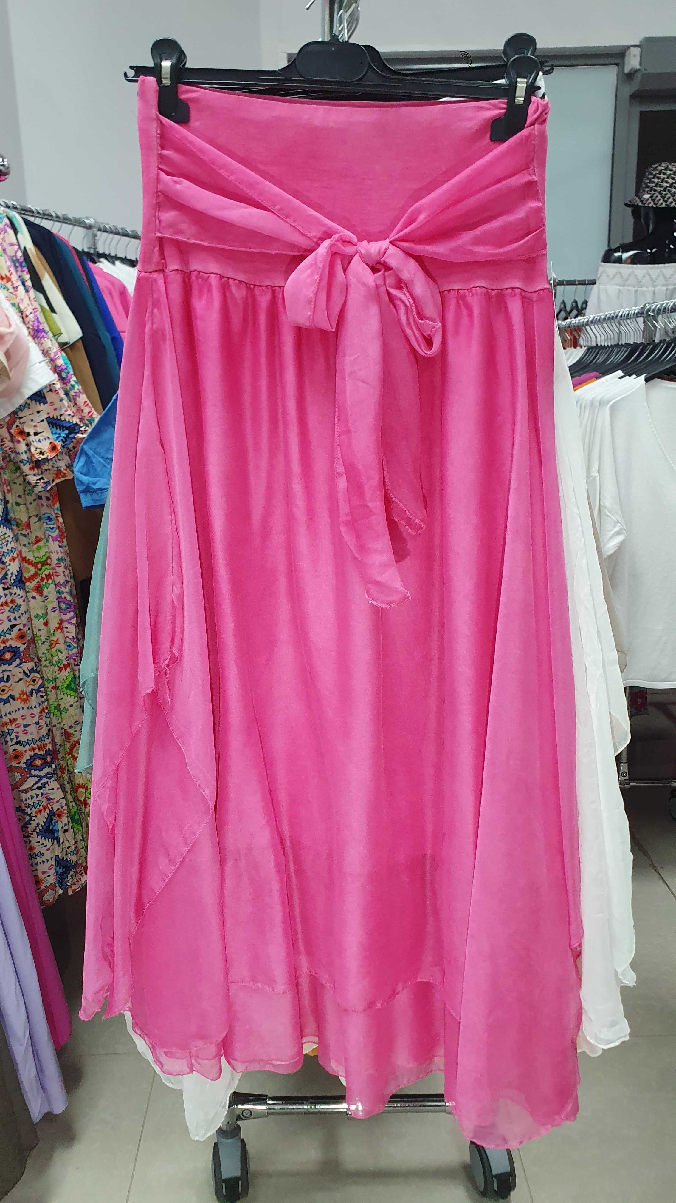 Cudowna Spódnica z 100% Poliestru - Moda i Elegancja w Jednym!