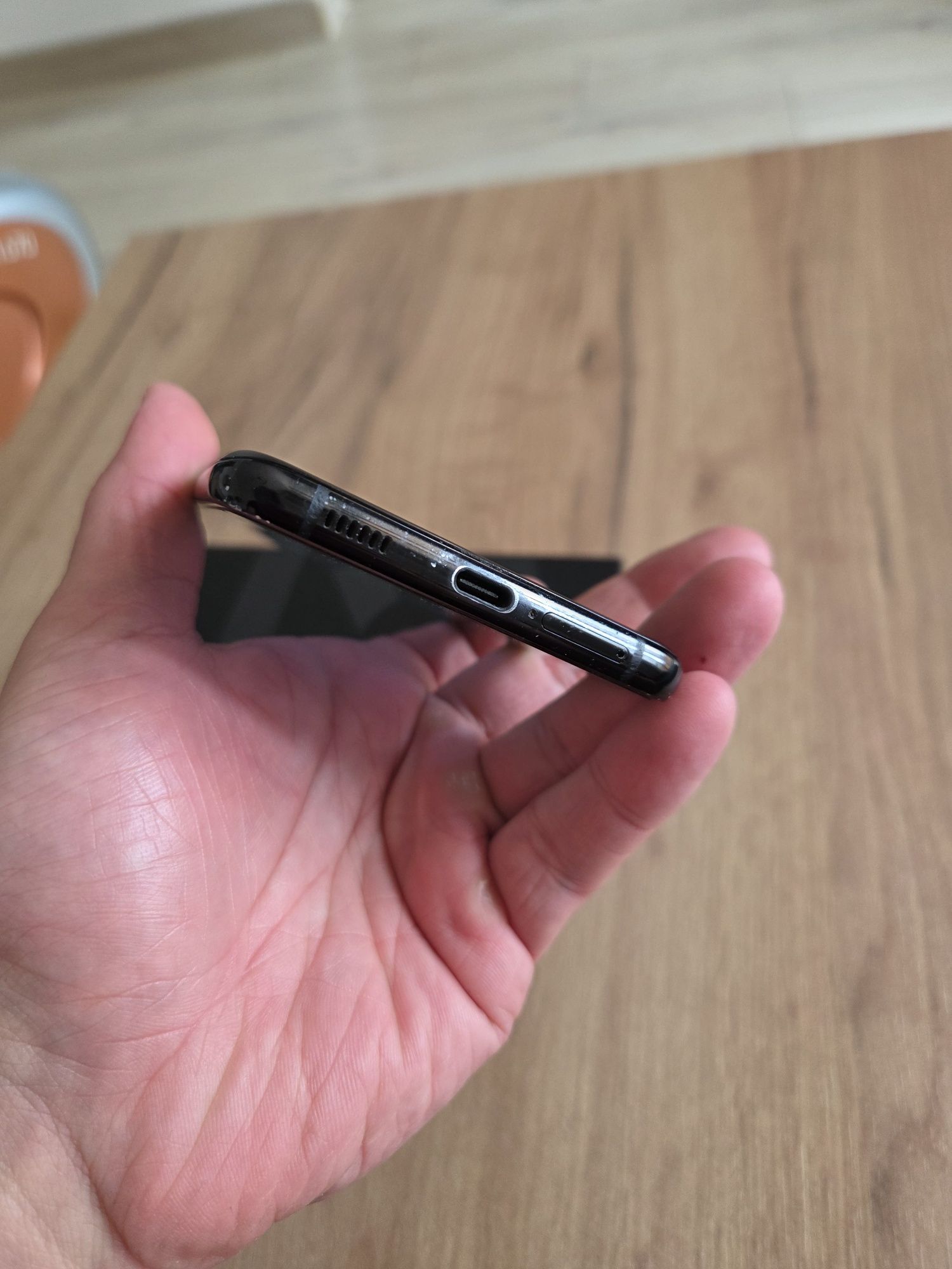 Samsung s21+ plus