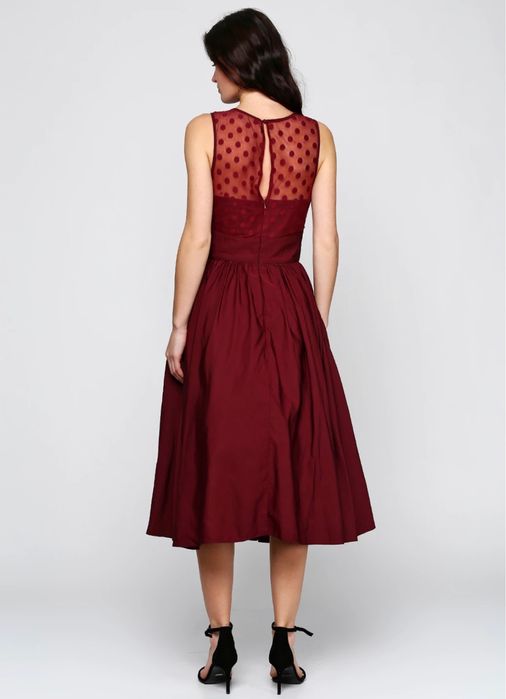 Нарядна шикарна сукня винного кольору