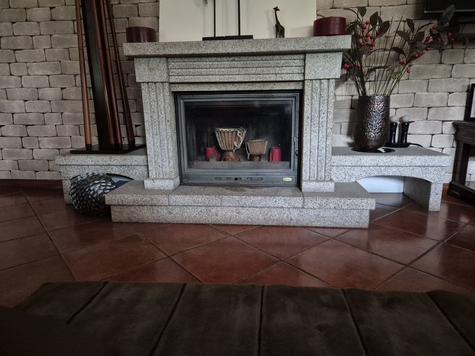 Fogão de sala de pedra