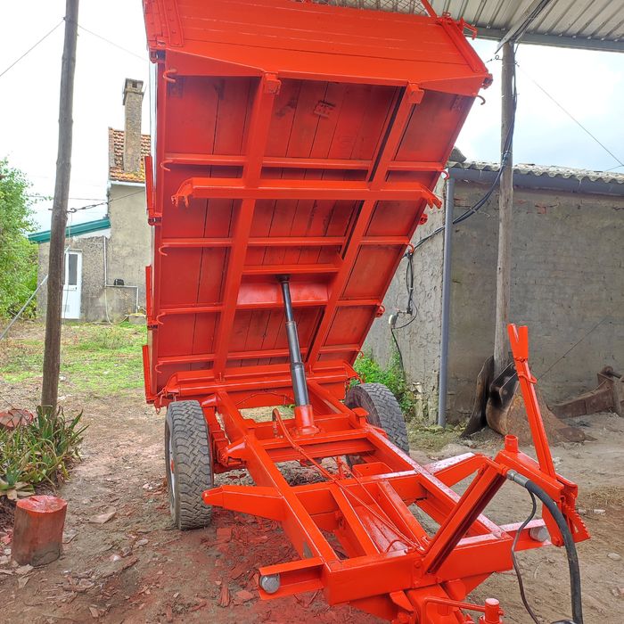 Reboque Galucho tribasculante