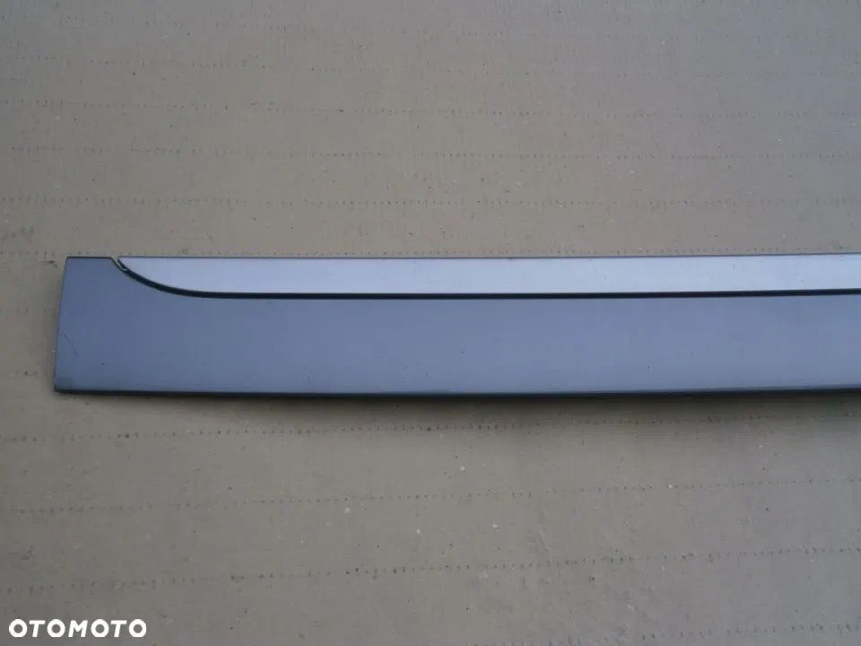 Listwa Klapy Ld7z  Porsche Cayenne 955