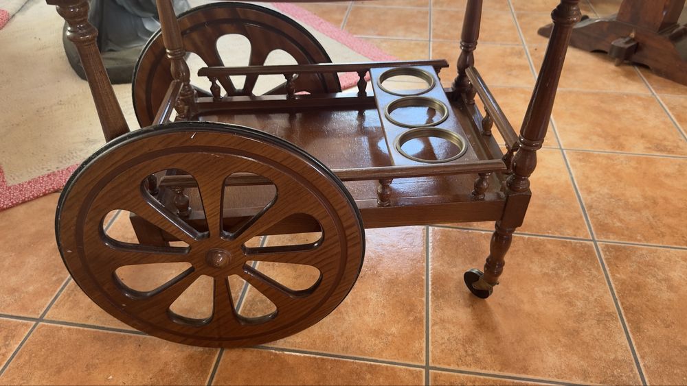 Mesa carrinho Clássica “BOM ESTADO”