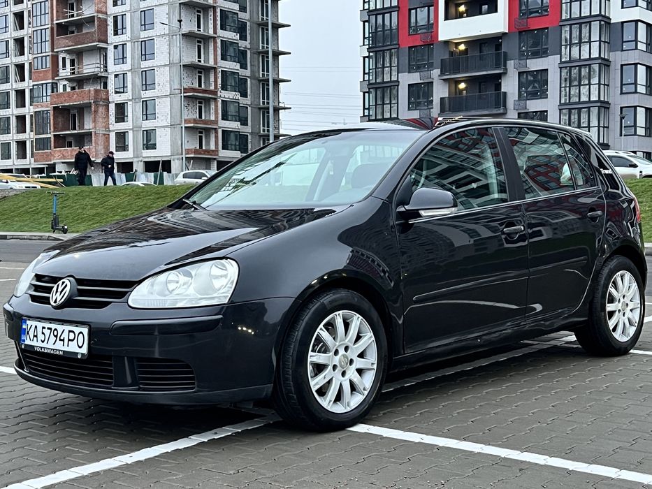 VW Golf 5 1.6 FSI, автомат, бензин - 198 000 км