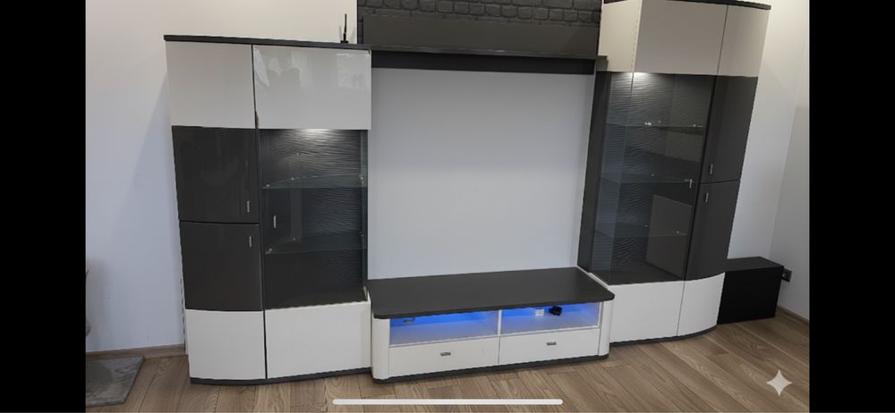 Zestaw mebli do salonu ,komoda witryna RTV