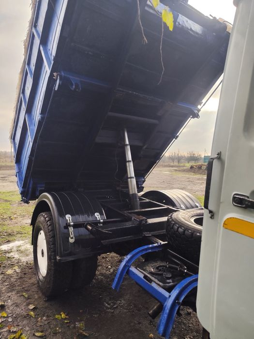 Зіл 4331 самоскид