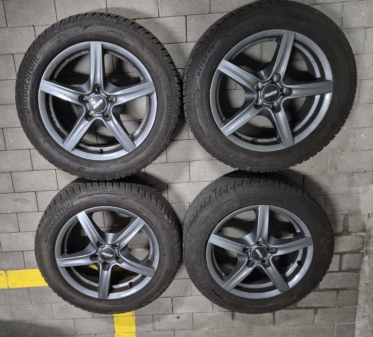 Koła felgi opony zimowe Bridgestone 205/55 R16 - 2022 r. 6-7mm