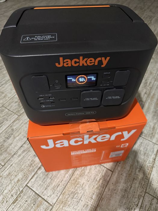 Зарядна станція Jackery Explorer 1000 PRO