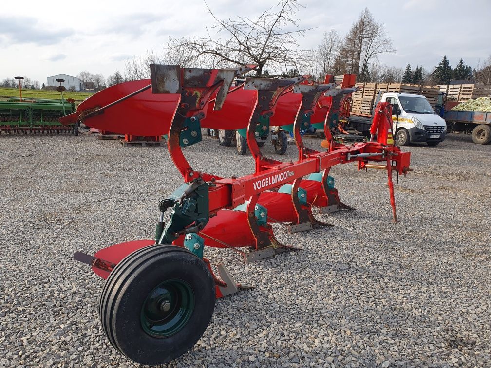 Vogel Noot MS 1050 wysoki,  4 skibowy obrotowy lemken kuhn m 950