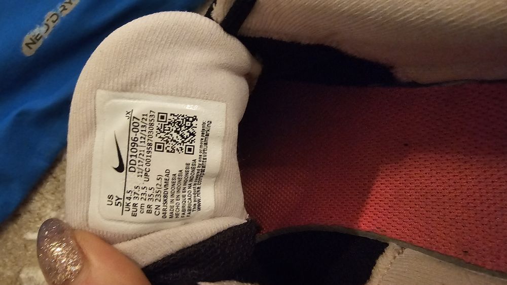 Adidasy nike r. 37,5. 27,5 cm