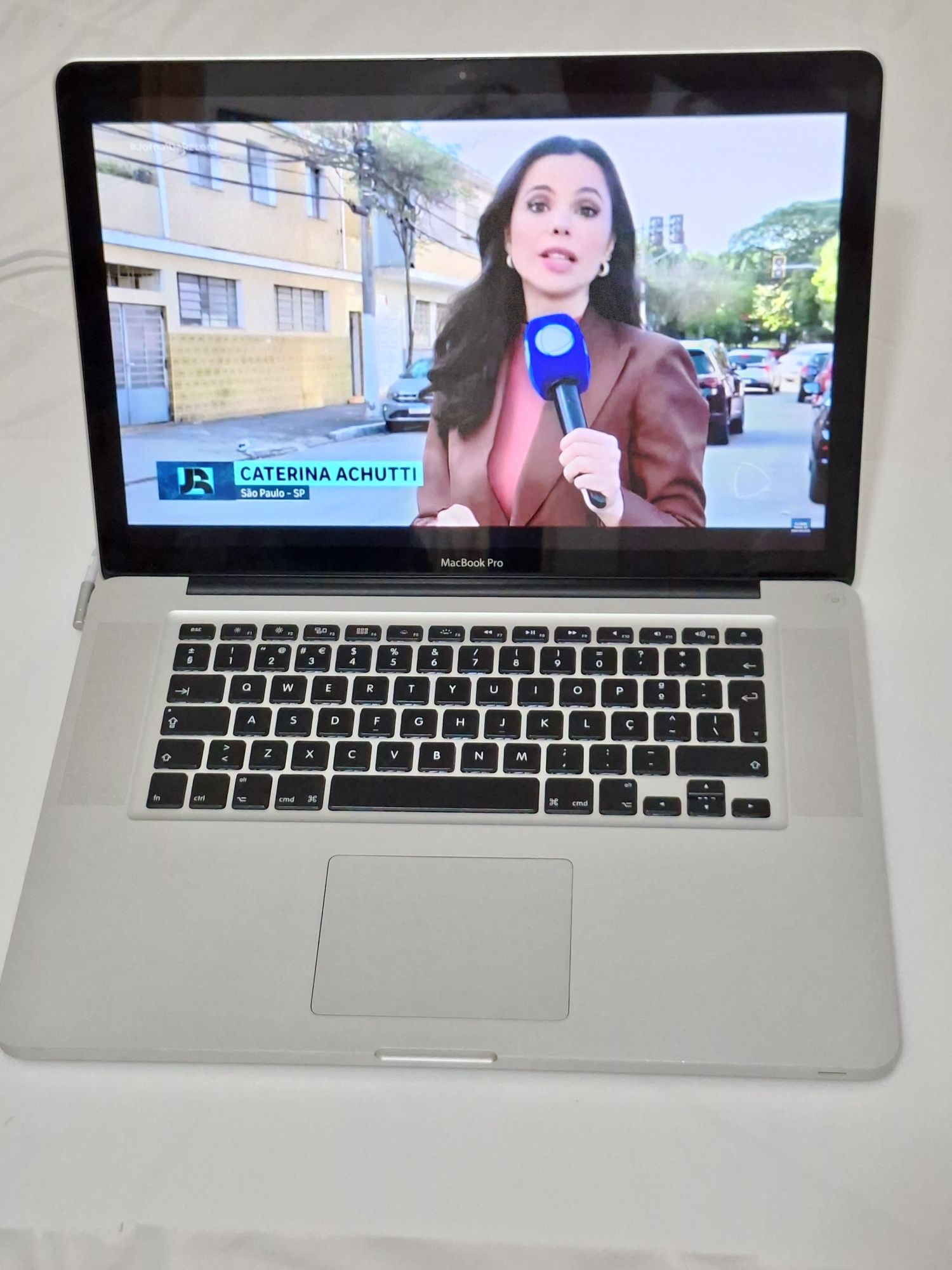 MacBook Pro Core i5 MacOS Big Sur | Disco  SSD | 6 Gig RAM , Impecável